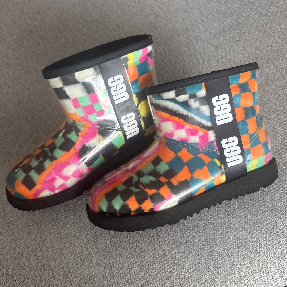 Ugg Waterproof Boots - Kids size 3